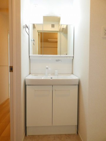 ルミナス　カニヤの洗面所|忙しい朝には欠かせない洗面所です