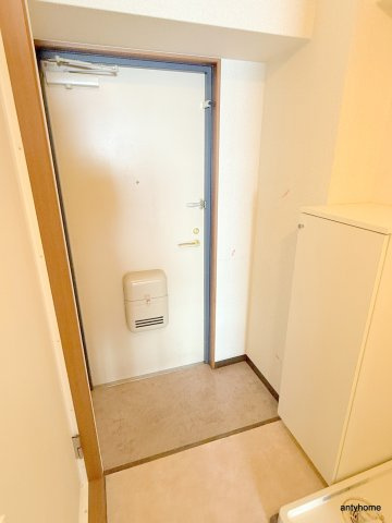 ドミール江戸堀　仲介手数料無料の玄関