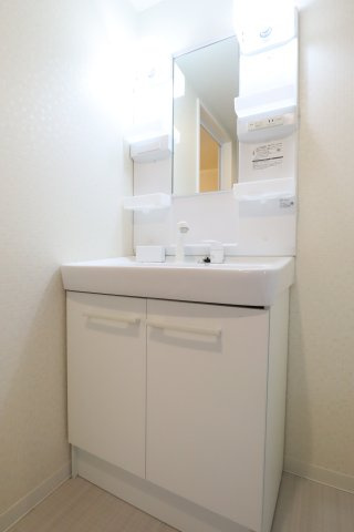 青山マンションの独立洗面台|洗面台