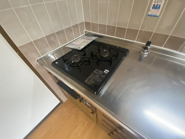 壁付けキッチンでスペースを有効活用できます！
