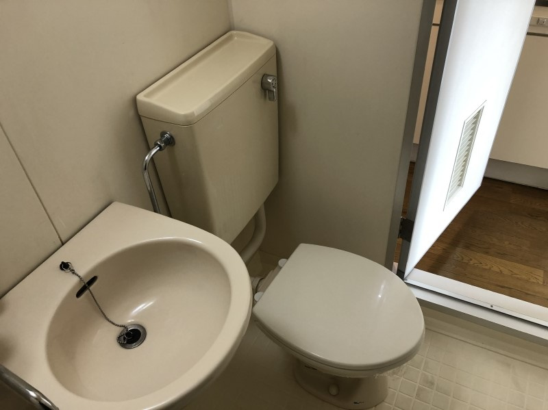 CB一橋学園の洗面所