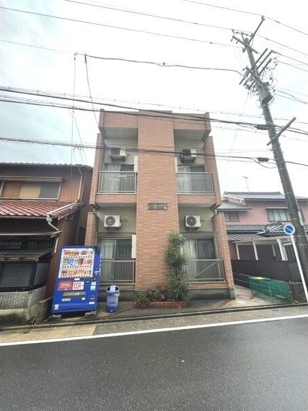 プティ オランジュの外観