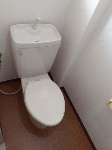パルテノンのトイレ