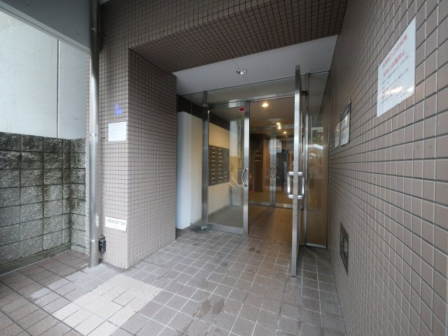 メゾンシティ鷺洲のエントランス