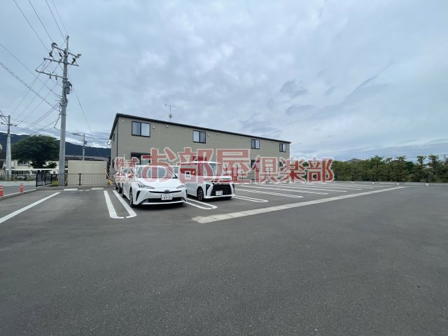 ロータス田主丸　４の駐車場|駐車場に車を止められます