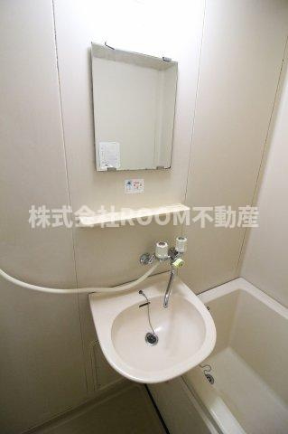 ファミリーハウスSSの洗面所|コンパクトで使いやすい洗面所