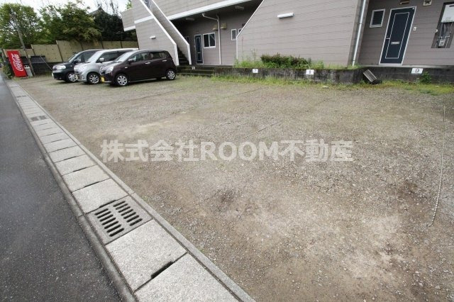 ファミリーハウスSSの駐車場|駐車場完備です