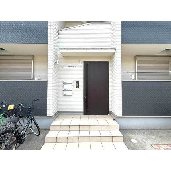 M-COURT Ⅴ　名古屋市賃貸　仲介手数料無料のエントランス