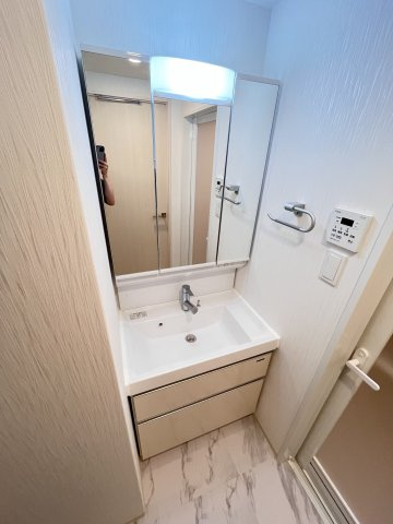 プレジオ城東の独立洗面台