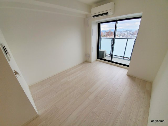 S-RESIDENCE高井田central　仲介手数料無料の居間・リビング
