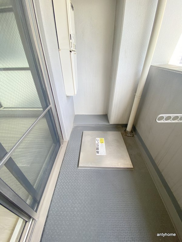 レオンコンフォート本町東　仲介手数料無料のバルコニー