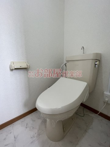 今村ハイツのトイレ|落ち着いたトイレです
