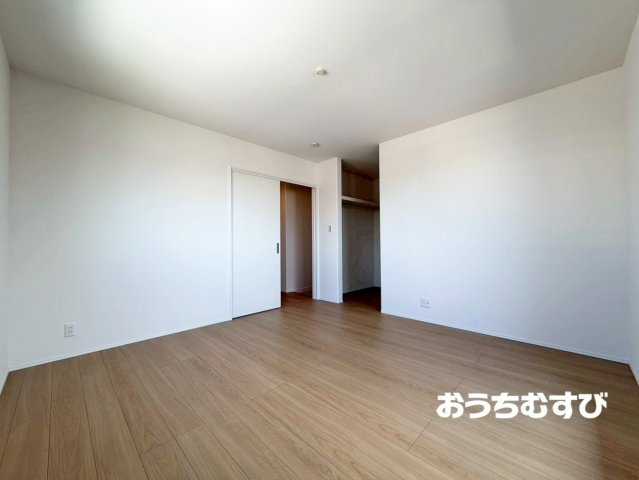 春日井市大手町2丁目(全13棟)の洋室