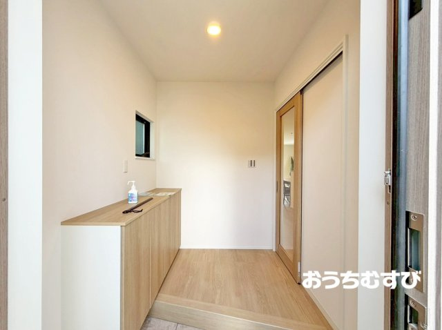 春日井市大手町2丁目(全13棟)の玄関