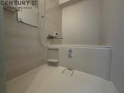 約1坪サイズのお風呂で足を伸ばして入浴できます☆