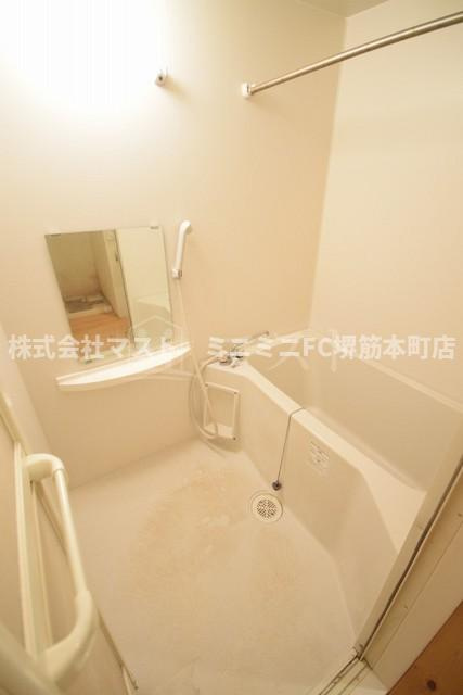 ＳＫＴＯＷＥＲ心斎橋ＥＡＳＴの浴室