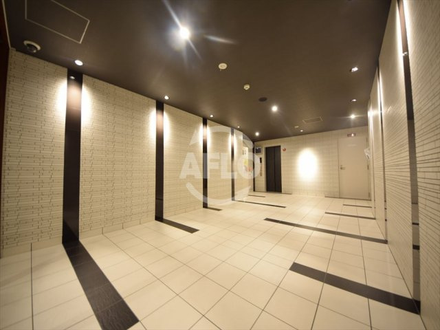 プライムアーバン御堂筋本町のロビー|プライムアーバン御堂筋本町　開放的なロビー