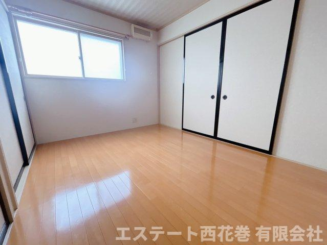 花巻市星が丘２丁目のアパートの寝室