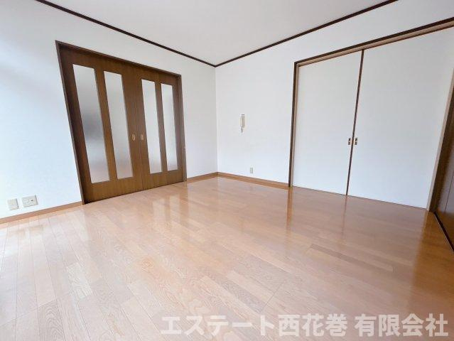花巻市星が丘２丁目のアパートの寝室