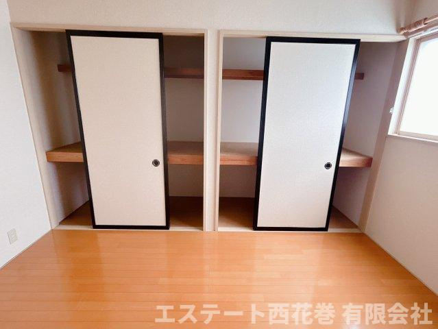 花巻市星が丘２丁目のアパートの収納