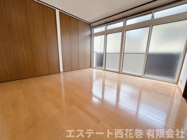 花巻市星が丘２丁目のアパートの寝室