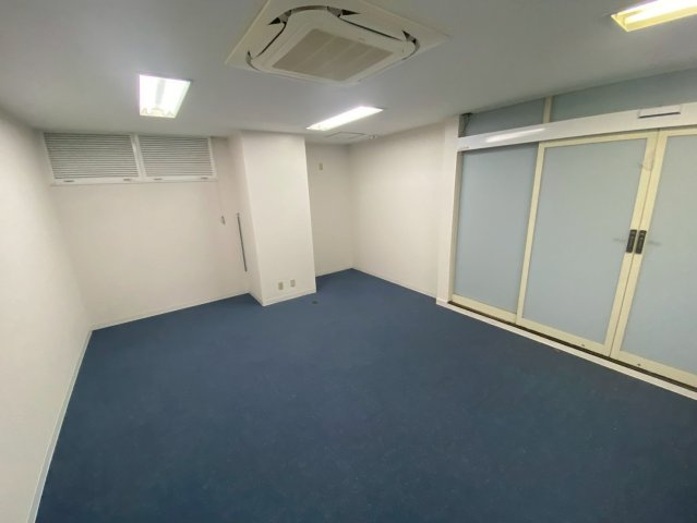 エガワプラザビルの内装