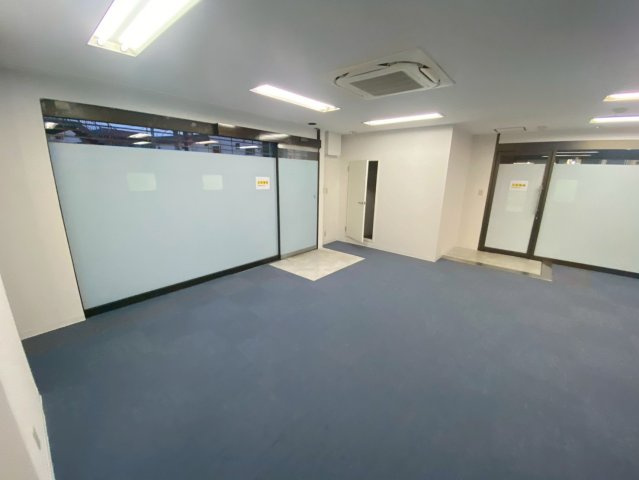エガワプラザビルの内装
