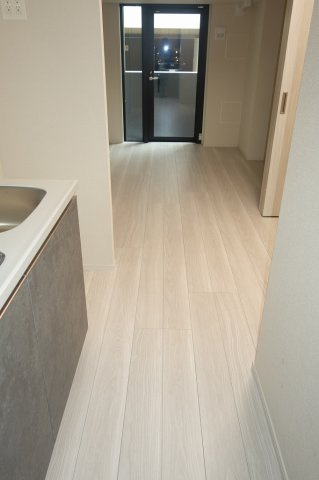 クラリティア上野稲荷町の居間・リビング