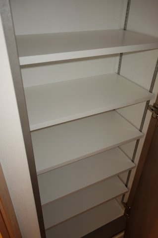クラリティア上野稲荷町の収納