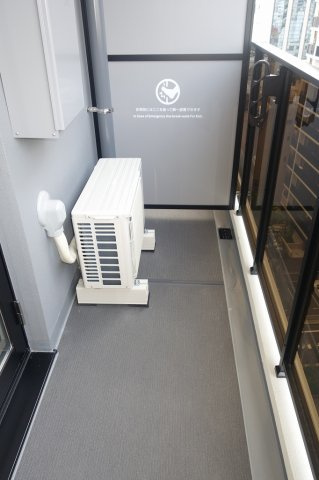 クラリティア上野稲荷町のバルコニー
