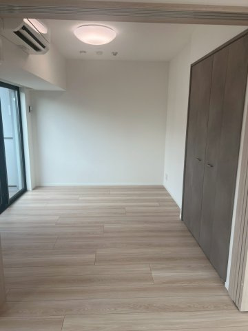 クラリティア上野稲荷町の洋室