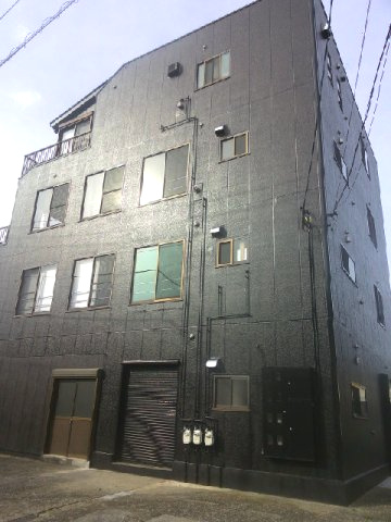 柏市松ケ崎のビル