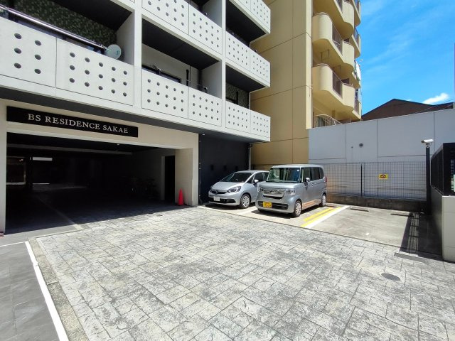 BSレジデンス栄　名古屋市賃貸　仲介手数料無料の駐車場