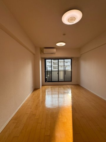 BSレジデンス栄　名古屋市賃貸　仲介手数料無料の居間・リビング