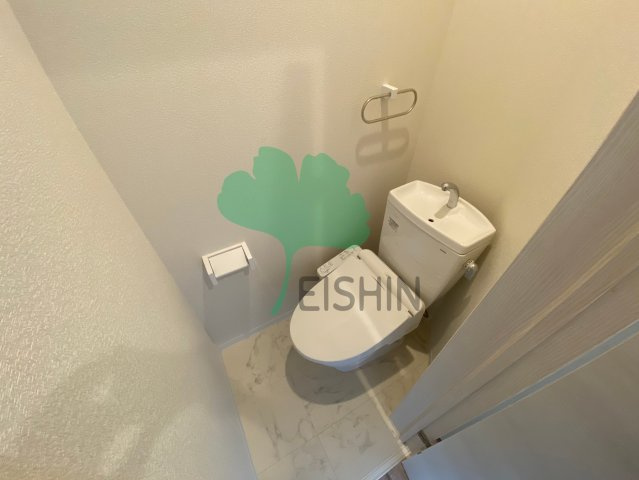 リテラ箱崎のトイレ|温水洗浄暖房便座！