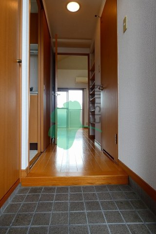 エミリエ博多の玄関|下駄箱もしっかりついてます！