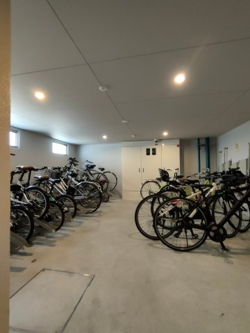 GVIVRE東別院　名古屋市賃貸　仲介手数料無料の駐車場