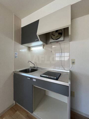 R・マンションのキッチン|キッチン