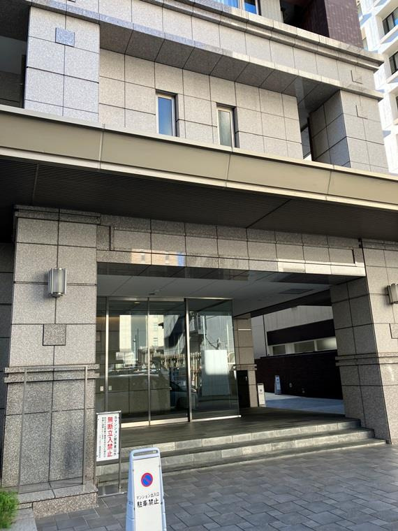 シティタワー横濱のエントランス
