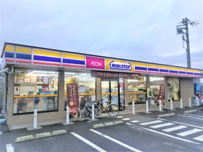 ミニストップ 八潮木曽根店まで650ｍ