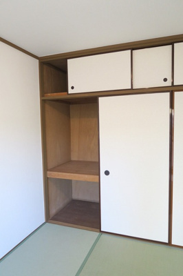 天袋付　１間分の押し入れ収納！