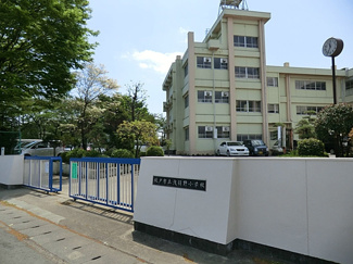 坂戸市立浅羽野小学校まで1000ｍ