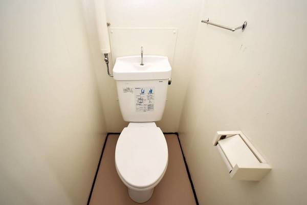 ビレッジハウス向台タワー1号棟のトイレ|ビレッジハウスの同一物件・同一タイプの間取りの写真です
