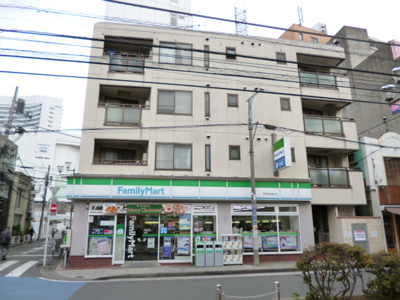 ファミリーマート 雨宮音楽通り店まで10ｍ