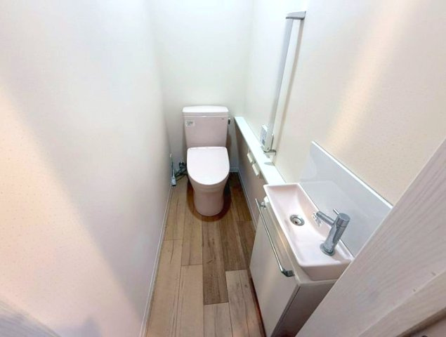 秦野市元町　中古戸建のトイレ|トイレも気になるポイント