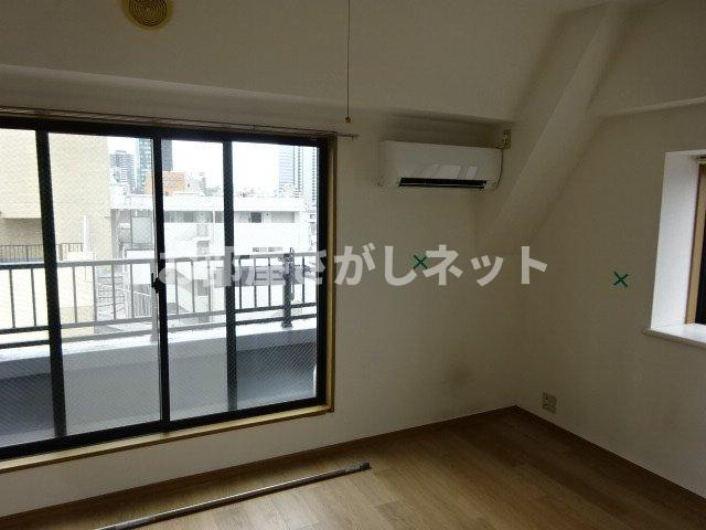 ガラ・ステージ西新宿【おとり物件なし】#学生・社会人にオススメ！初期費用分割払いOK！の洋室