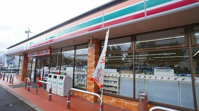 クレアージュの周辺|セブンイレブンまで600m