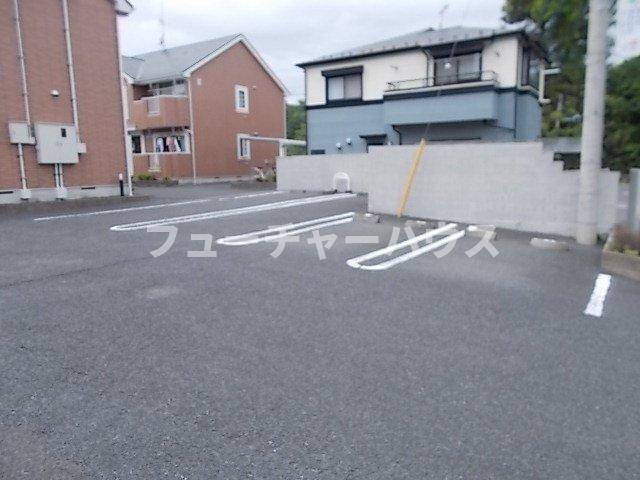 フジハイムⅡの駐車場