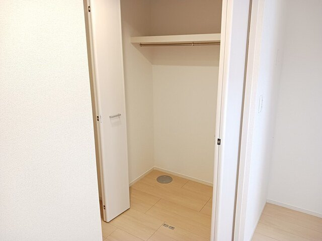 ルーカスいづろの収納