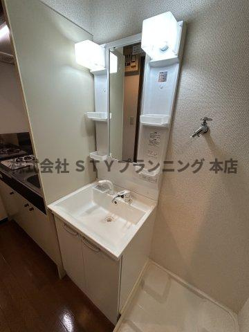 仲介手数料0円！レージュ松原の独立洗面台